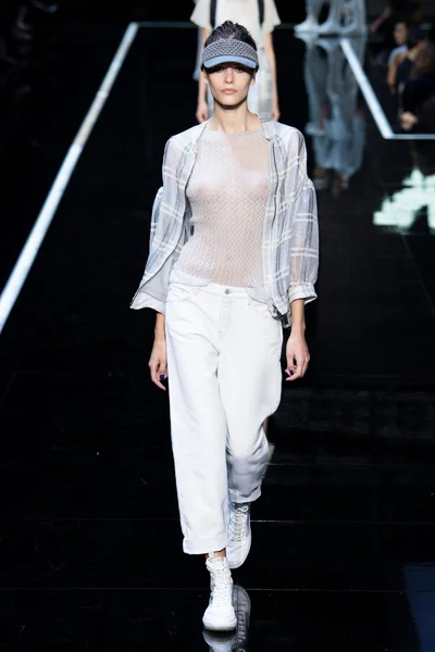 Look 61